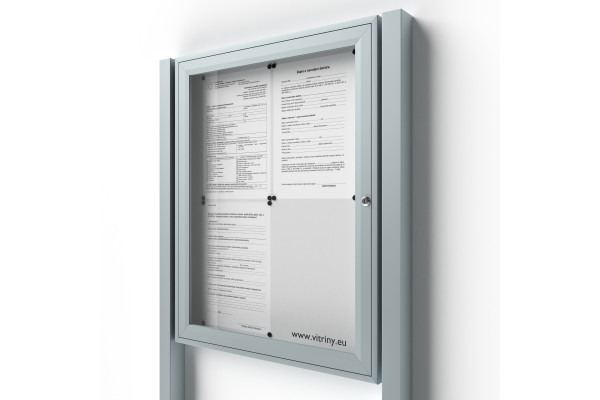 Uzamykatelná informační vitrína 4xA4 SIDE se sloupky