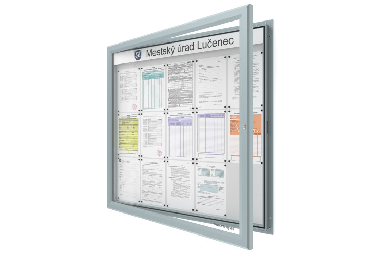 Venkovní informační vitrína 15xA4 SIDE60 s nápisem