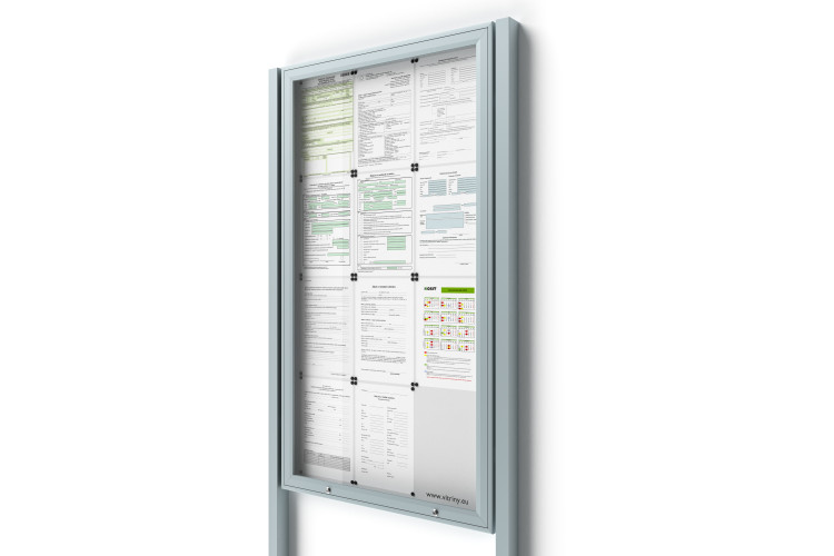 Uzamykatelná informační vitrína 12bxA4 se sloupky