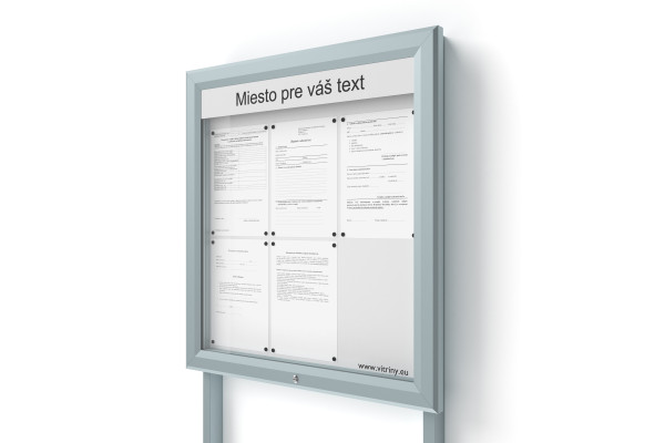 Venkovní informační vitrína 6xA4 UP60 s nápisem a sloupky