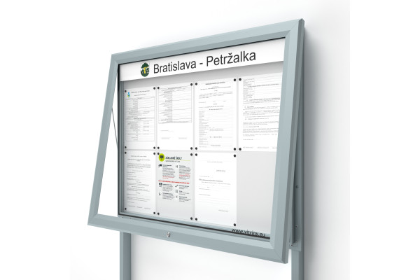 Venkovní informační vitrína 8xA4 UP60 s nápisem a sloupky