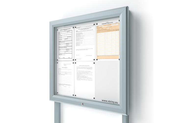 Venkovní informační vitrína V-UP60-6-N se sloupky