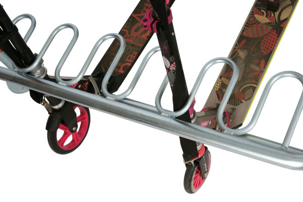 Stojan na koloběžky 6 místný, 120 cm, pozinkovaný