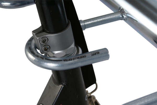 Stojan na koloběžky 8 místný, 150cm, pozinkovaný